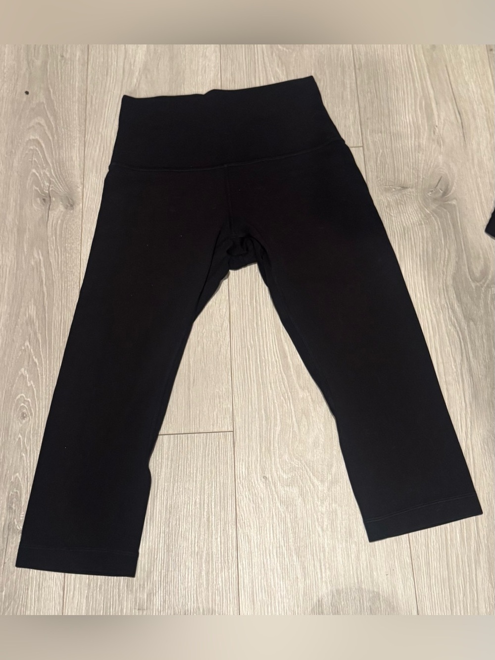 Lululemon black align leggings crop size 4